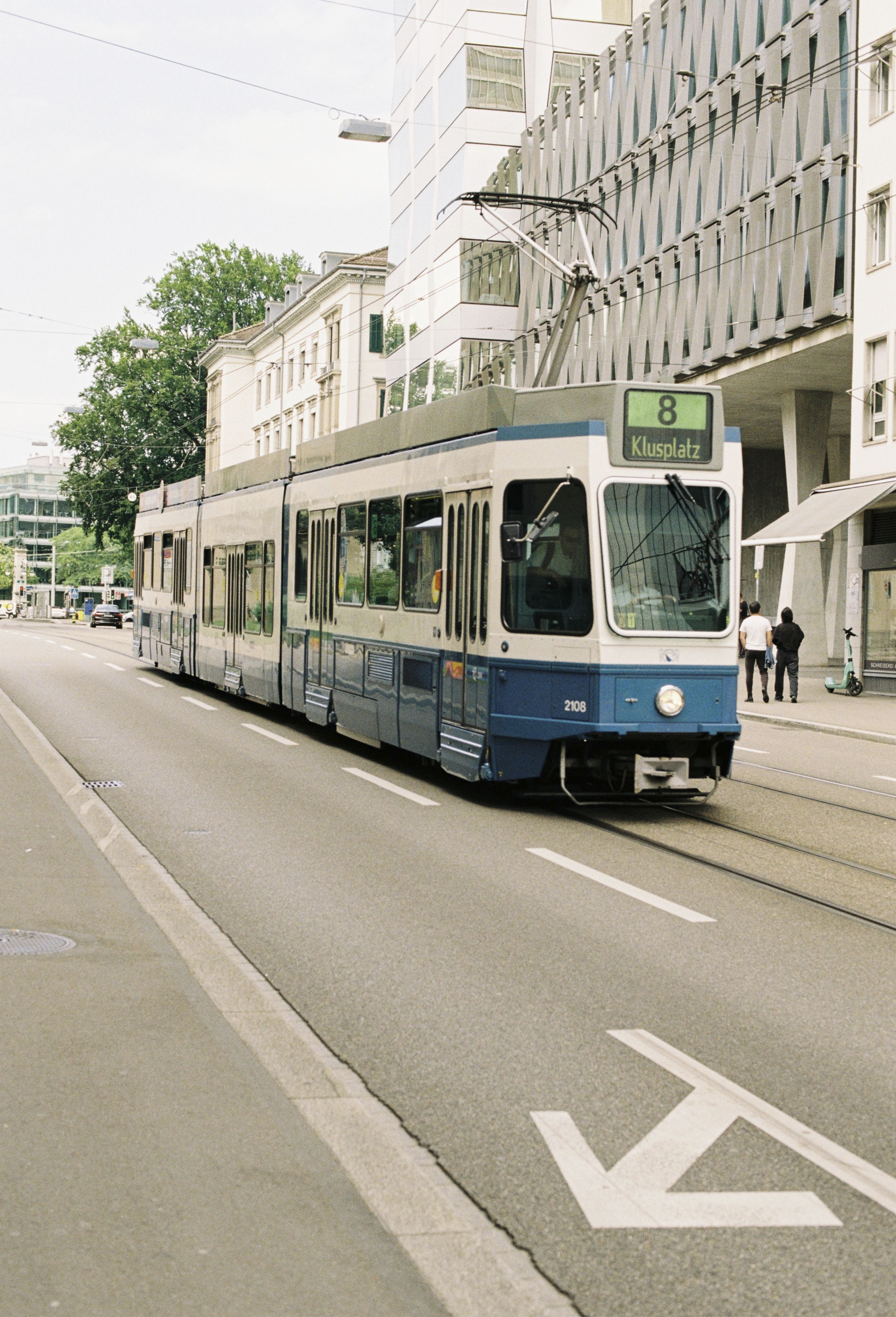 Tram No.8