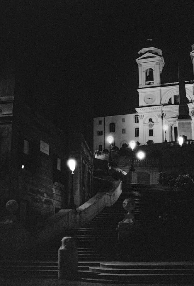 Piazza di Spagna at night