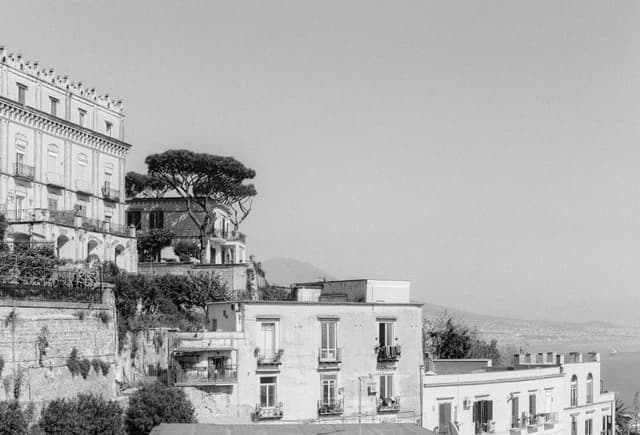 Houses along the Pedamentina a San Martino